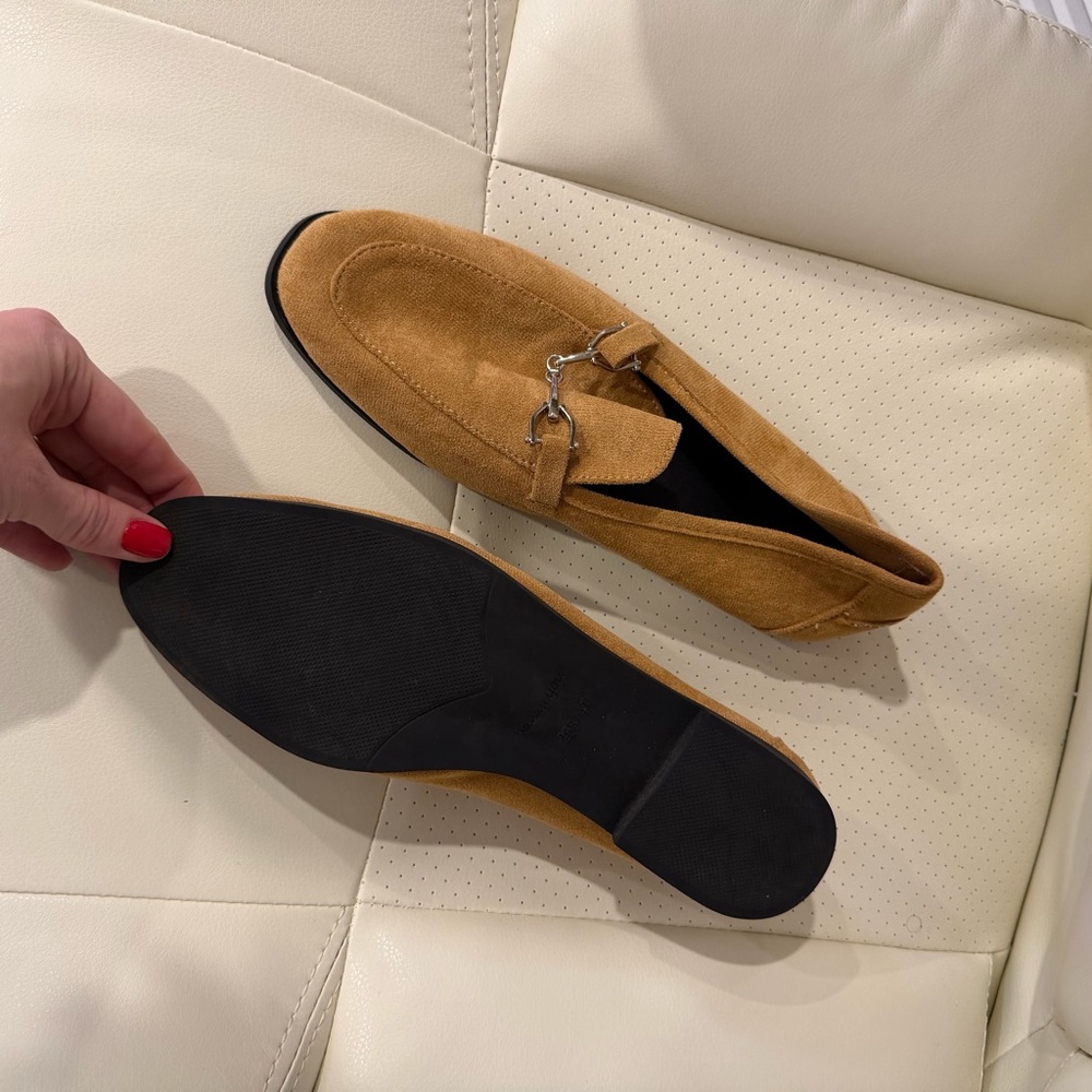 Women’s Loafers Size 9 - Picture 5 of 5